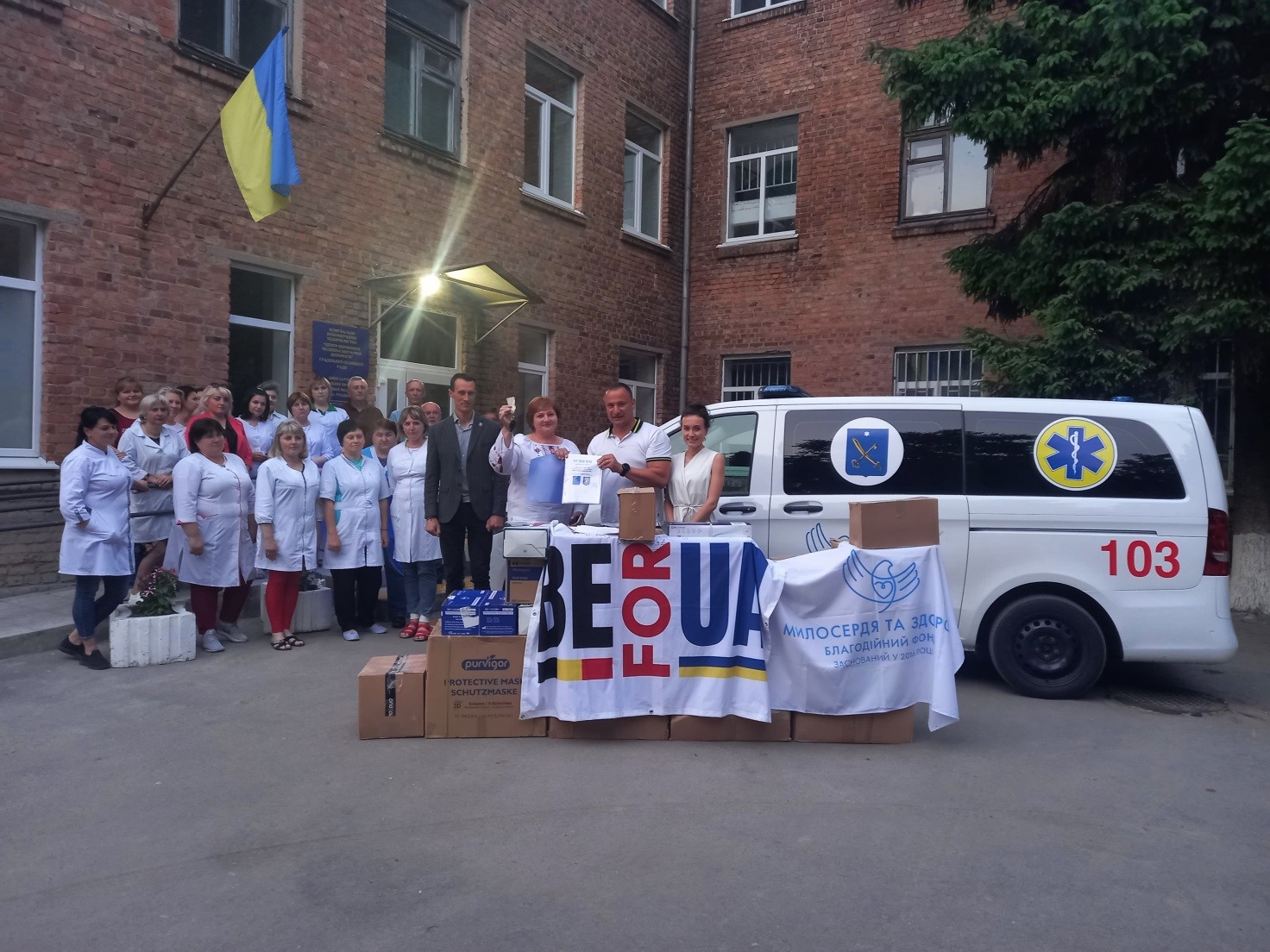 КНП «Центр ПМСД» Градизької Селищної Ради отримав спеціалізований реанімобіль Mercedes-Benz Vito